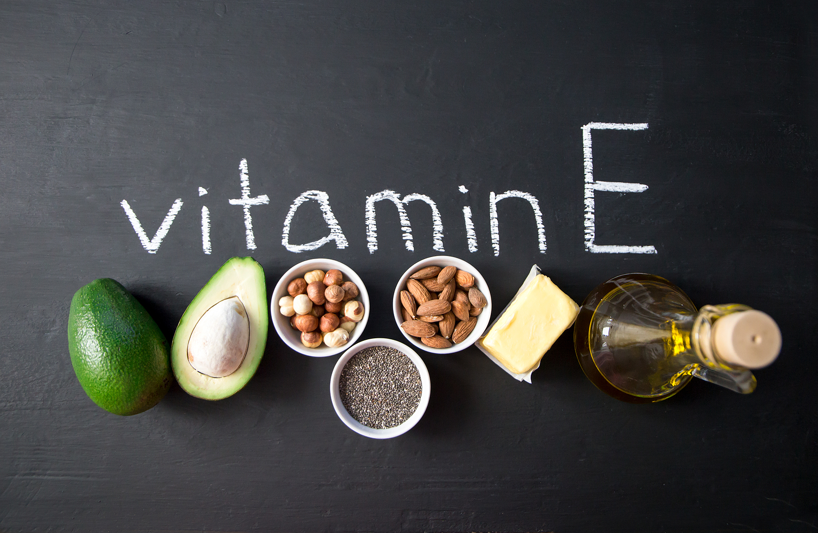 Vitamin com. Что такое витамины. Витамин e. Витамин д Минимализм. Витамины а + е.